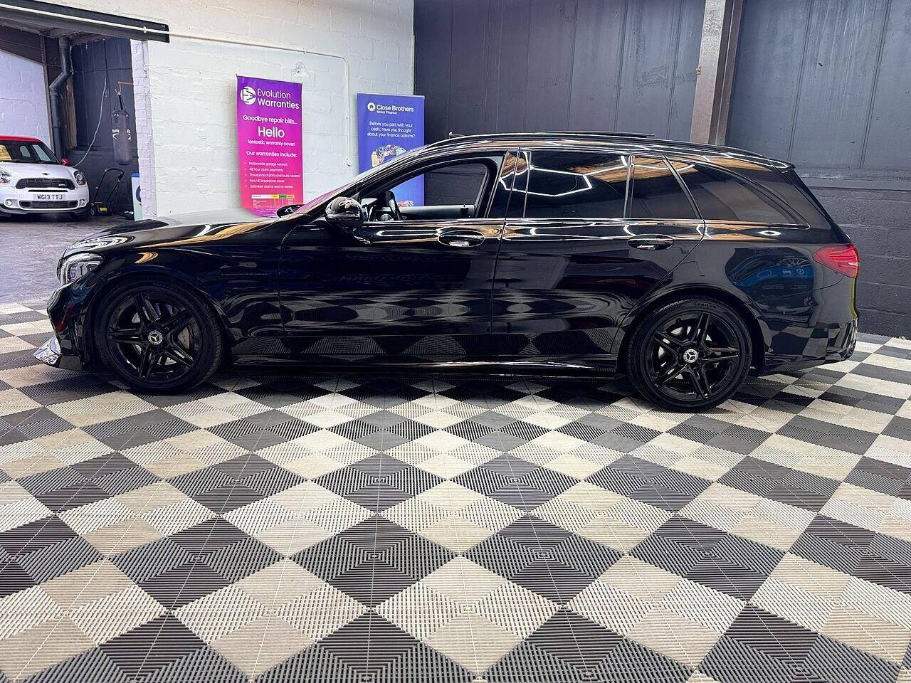 Used Mercedes-Benz C Class 2019 for sale - 76555299: Photo 47