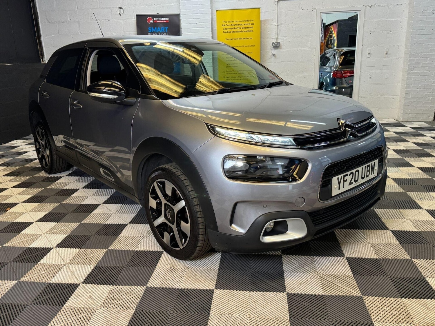 Used Citroen C4 Cactus 2020 for sale - 76207608: Photo 2