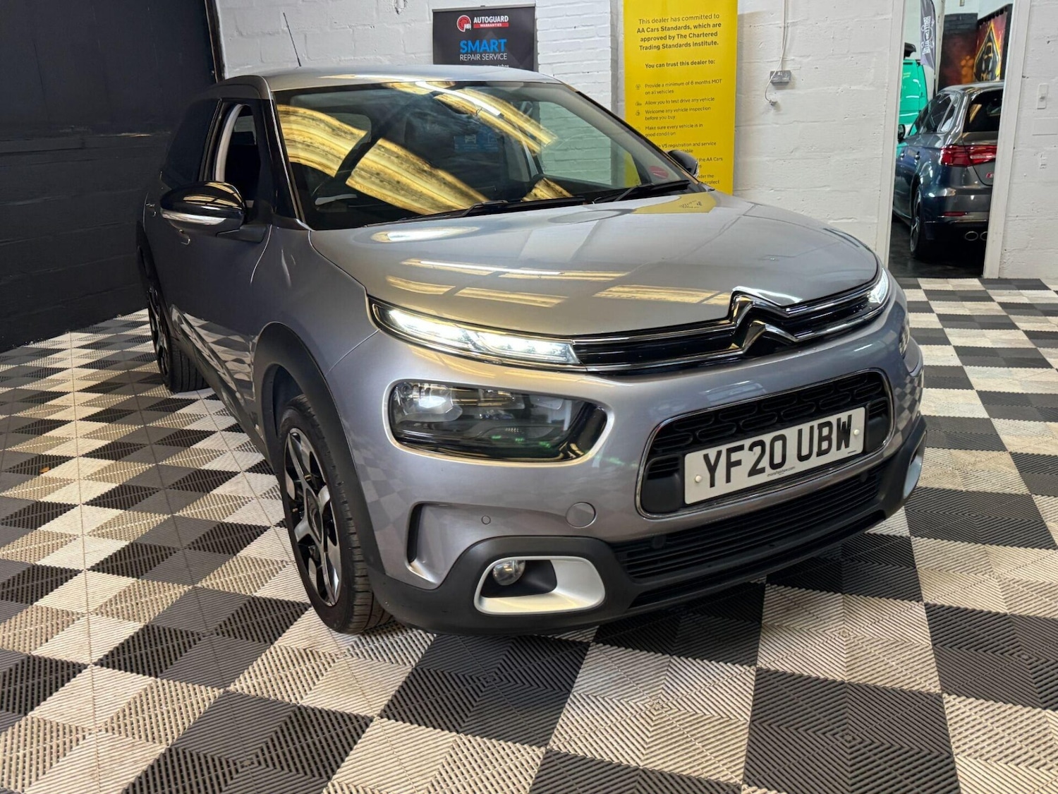 Used Citroen C4 Cactus 2020 for sale - 76207608: Photo 3