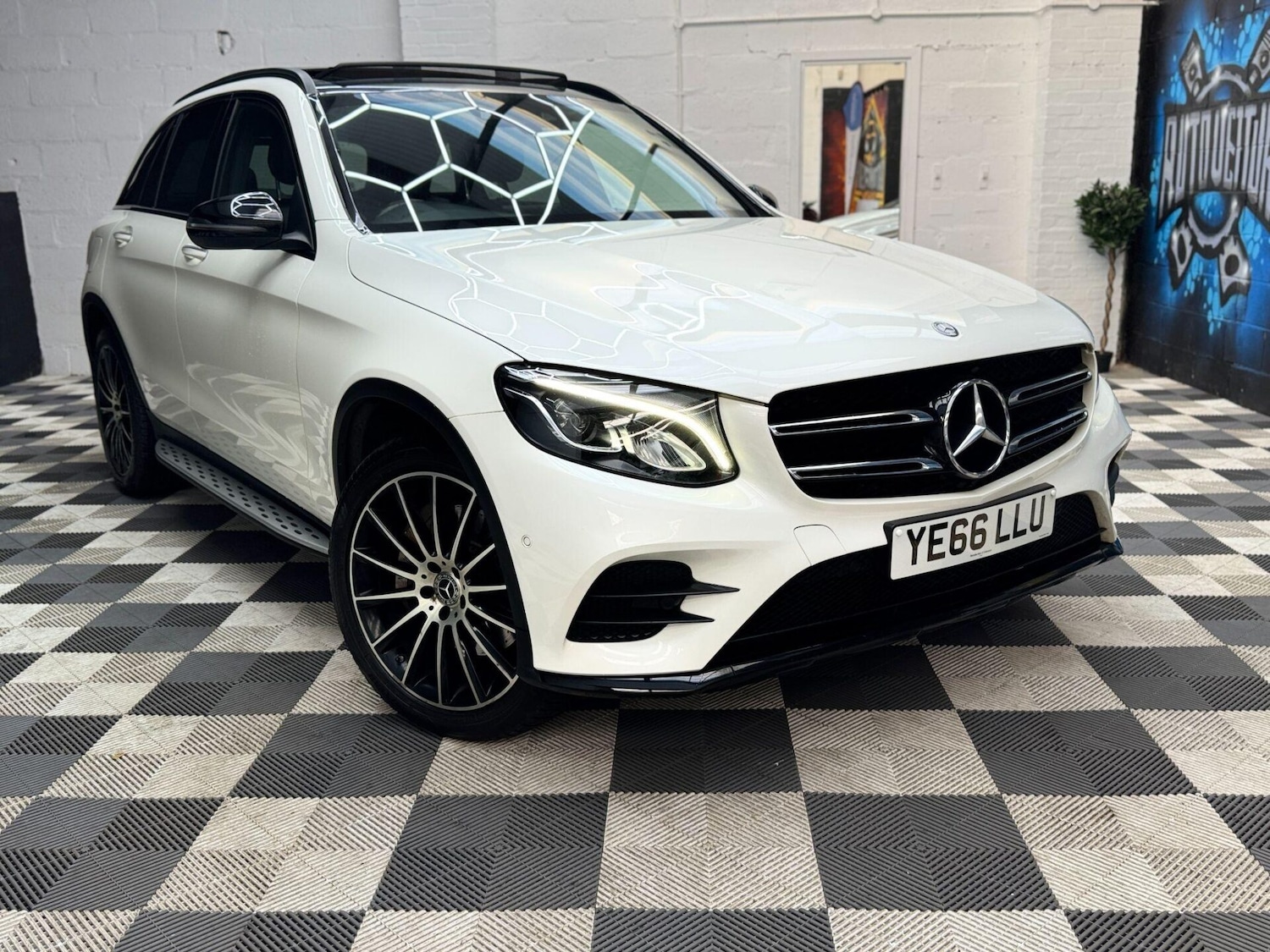 Used Mercedes-Benz GLC 2017 for sale - 77095865: Photo 13