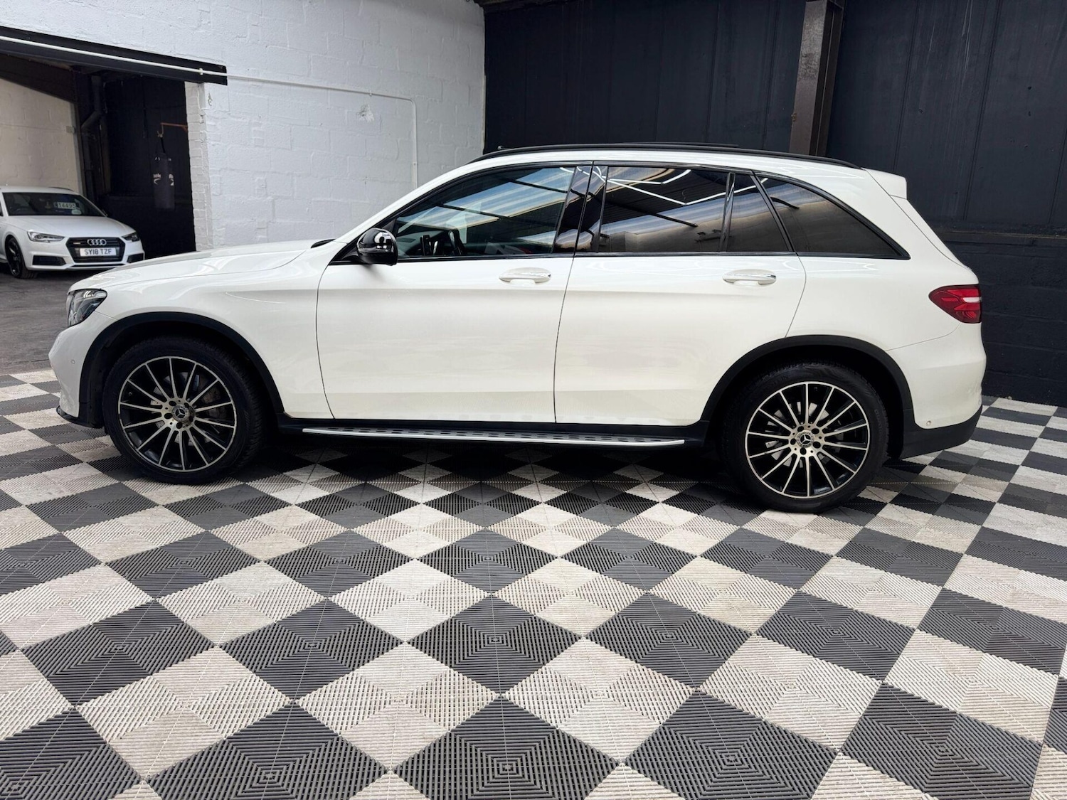 Used Mercedes-Benz GLC 2017 for sale - 77095865: Photo 5