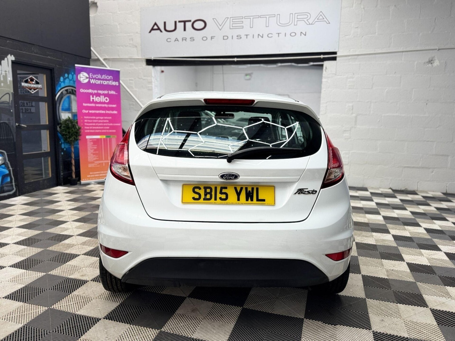 Used Ford Fiesta 2015 for sale - 77103431: Photo 25