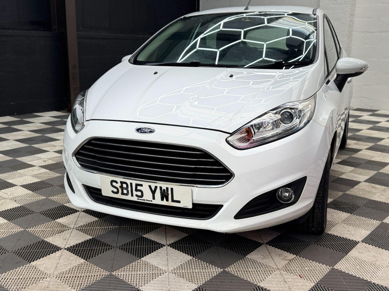 Used Ford Fiesta 2015 for sale - 77103431: Photo 3