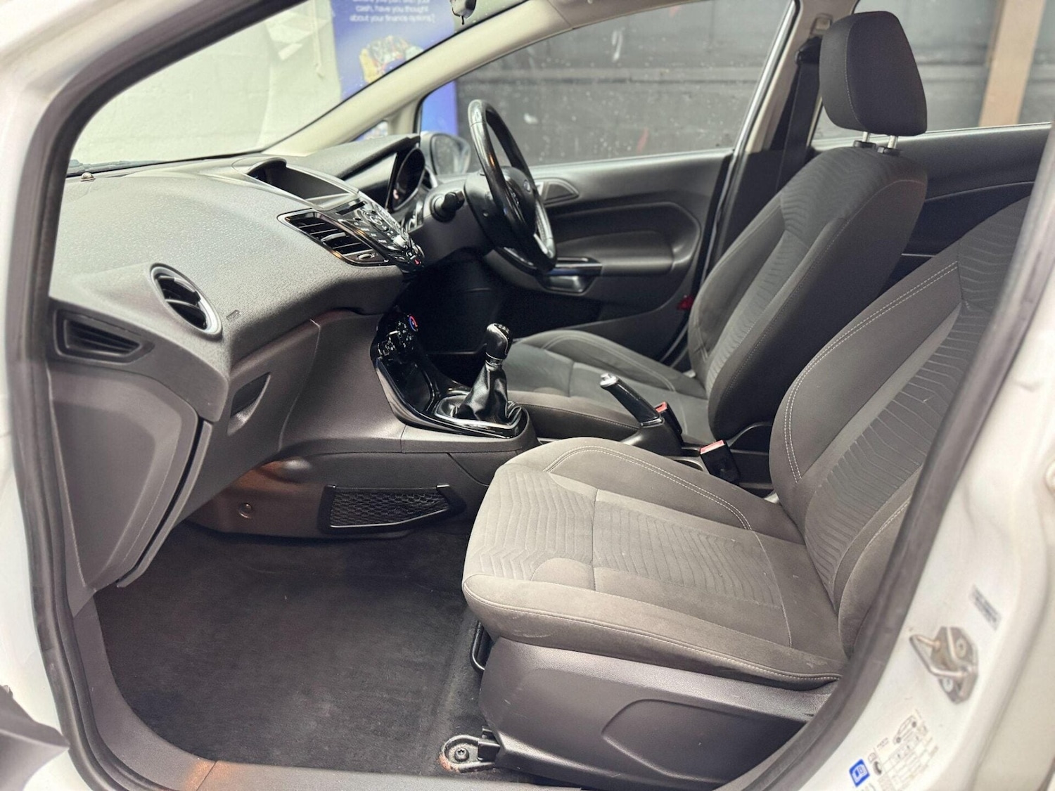 Used Ford Fiesta 2015 for sale - 77103431: Photo 46