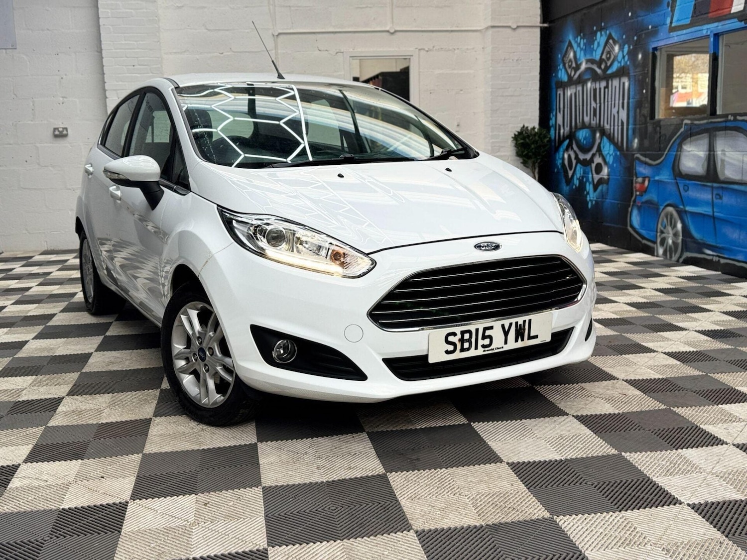 Used Ford Fiesta 2015 for sale - 77103431: Photo 6