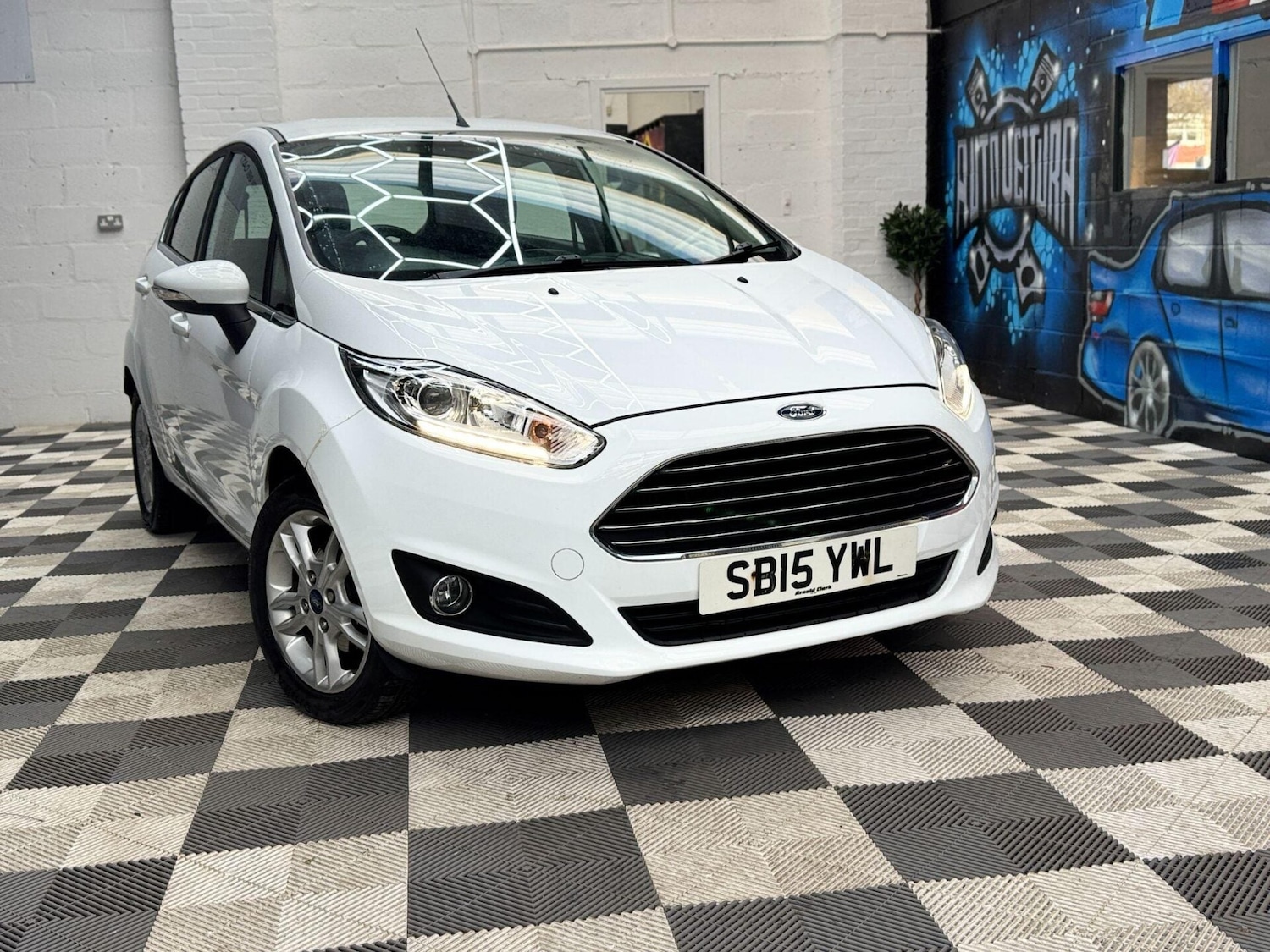 Used Ford Fiesta 2015 for sale - 77103431: Photo 7