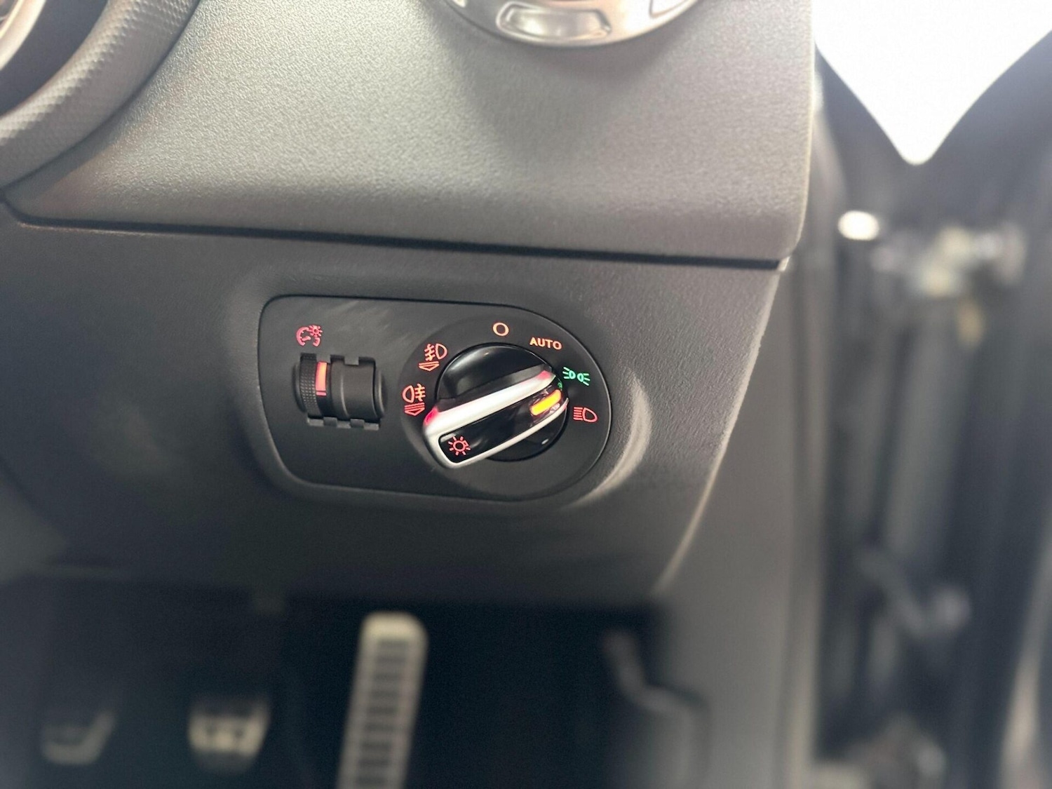 Used Audi TT 2014 for sale - 76518551: Photo 27