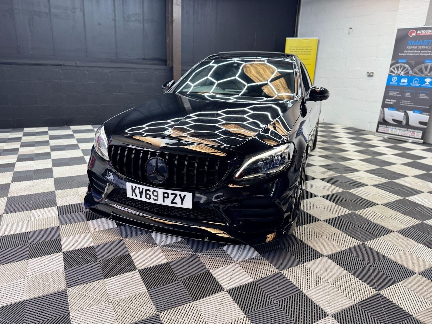 Used Mercedes-Benz C Class 2019 for sale - 76555312: Photo 12