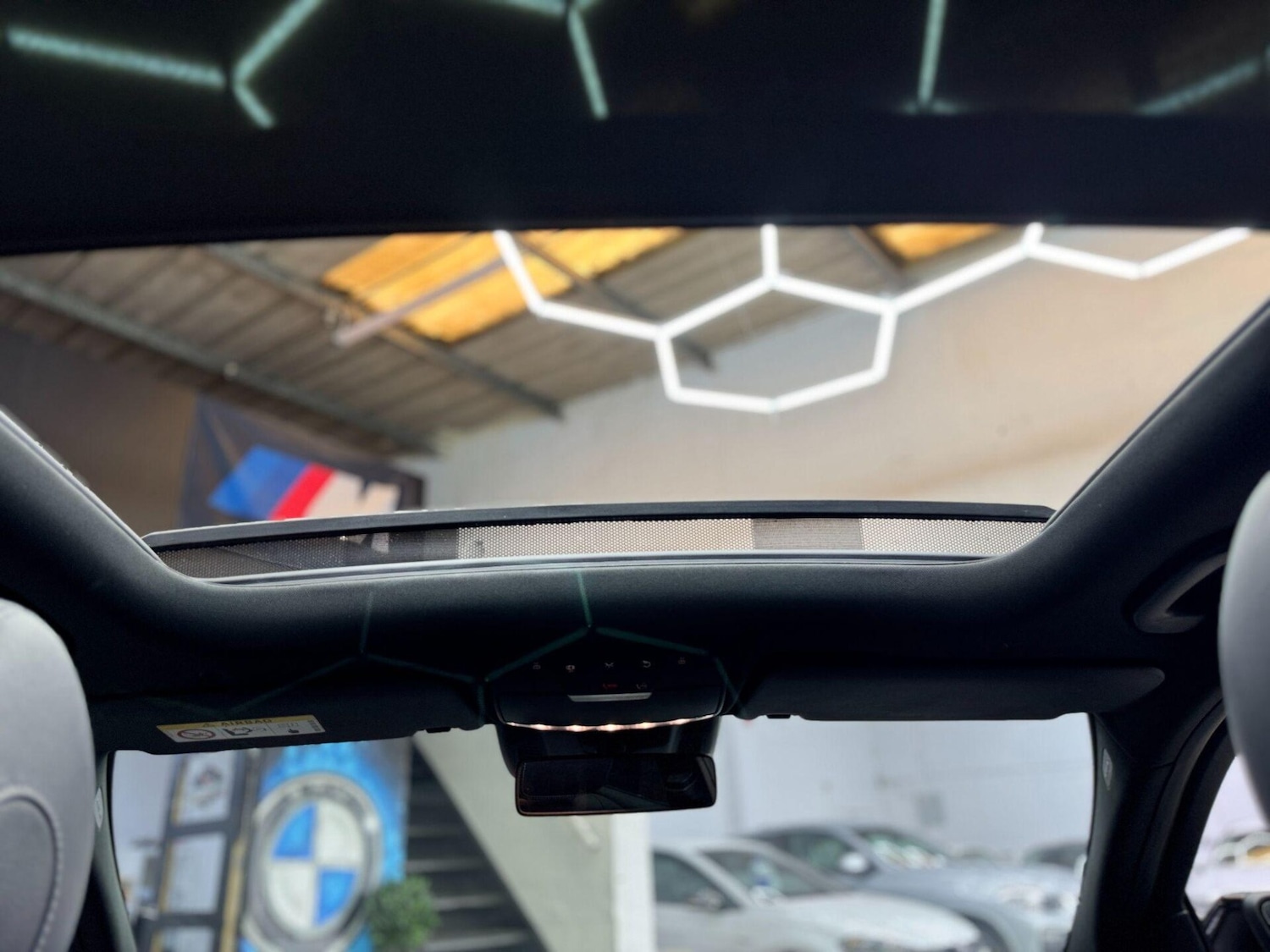 Used Mercedes-Benz C Class 2019 for sale - 76555312: Photo 59