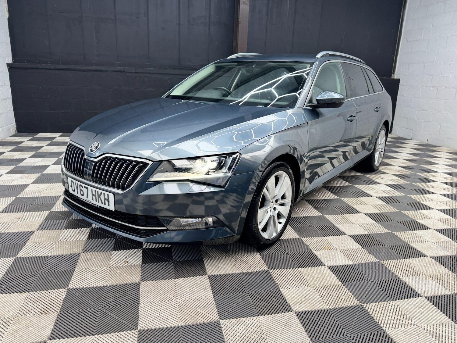 Used Skoda Superb 2017 for sale - 76819814: Photo 15