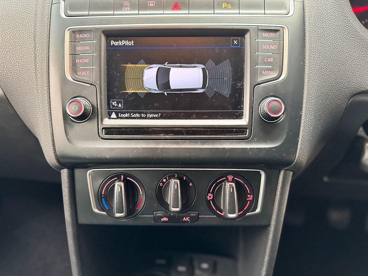 Used Volkswagen Polo 2017 for sale - 76565011: Photo 36