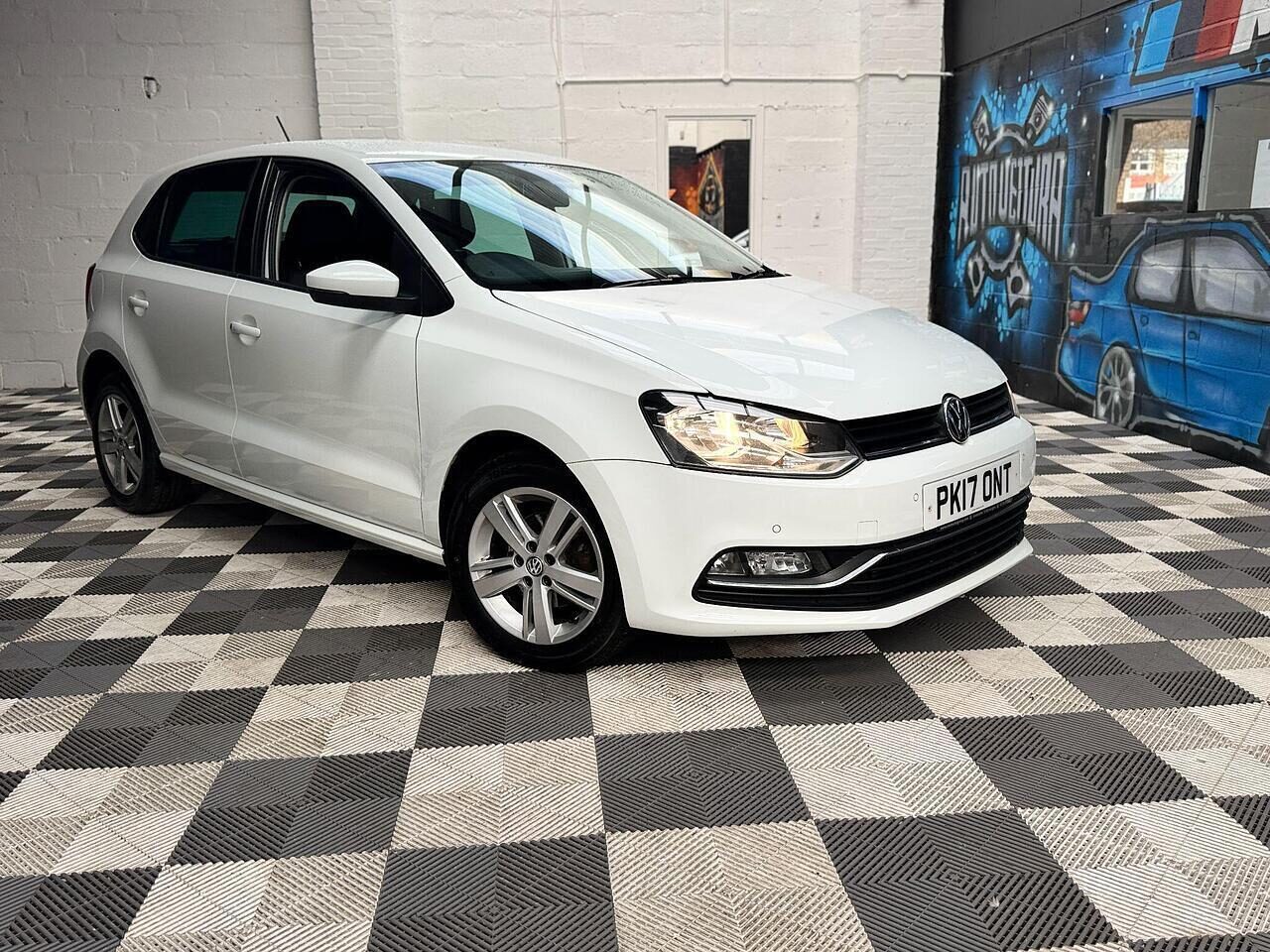 Used Volkswagen Polo 2017 for sale - 76565011: Photo 9