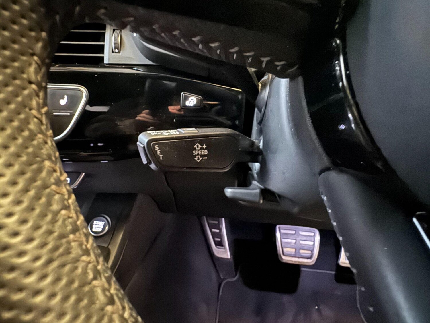 Used Audi A4 2018 for sale - 76211440: Photo 32