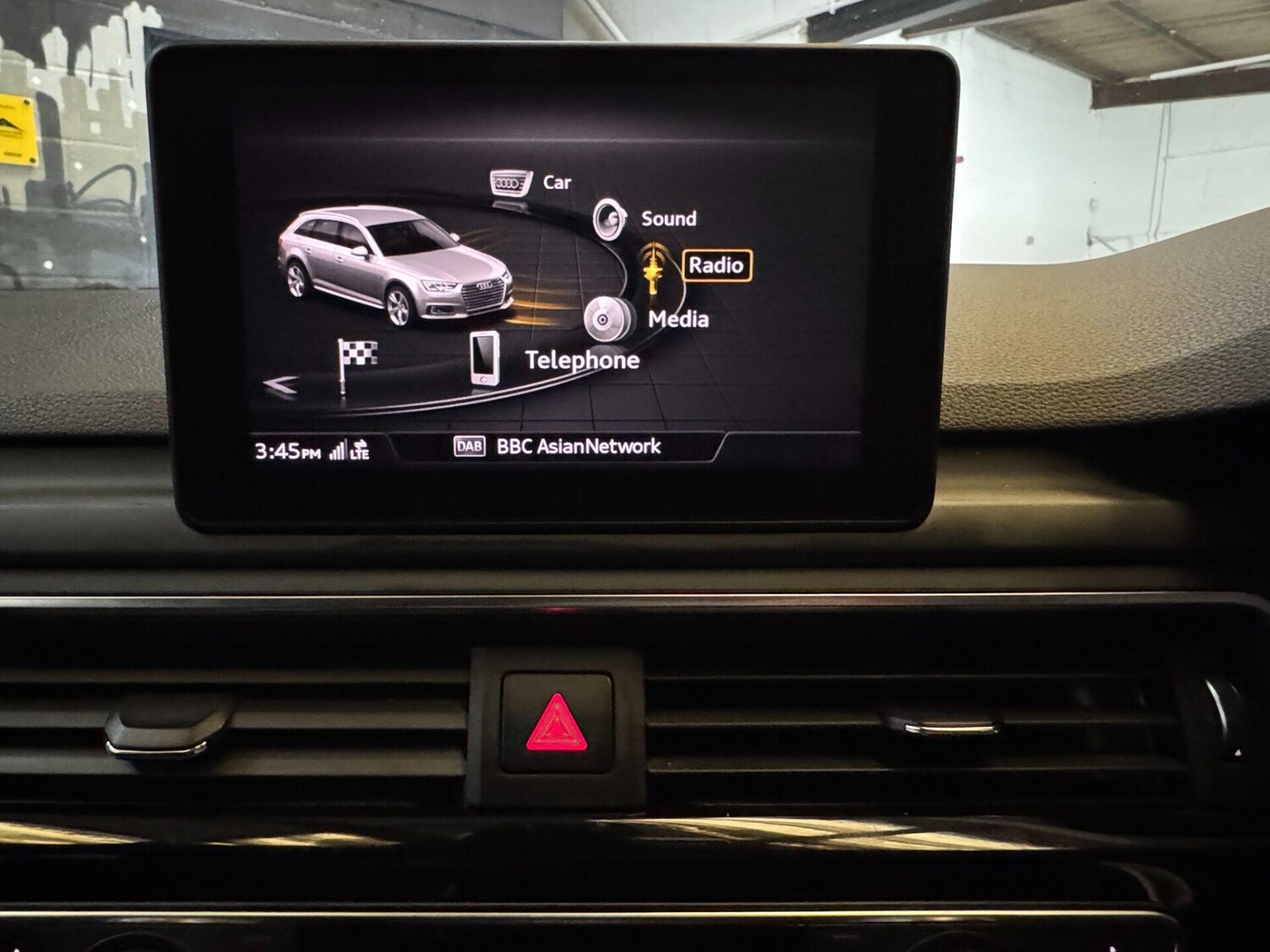 Used Audi A4 2018 for sale - 76211440: Photo 41