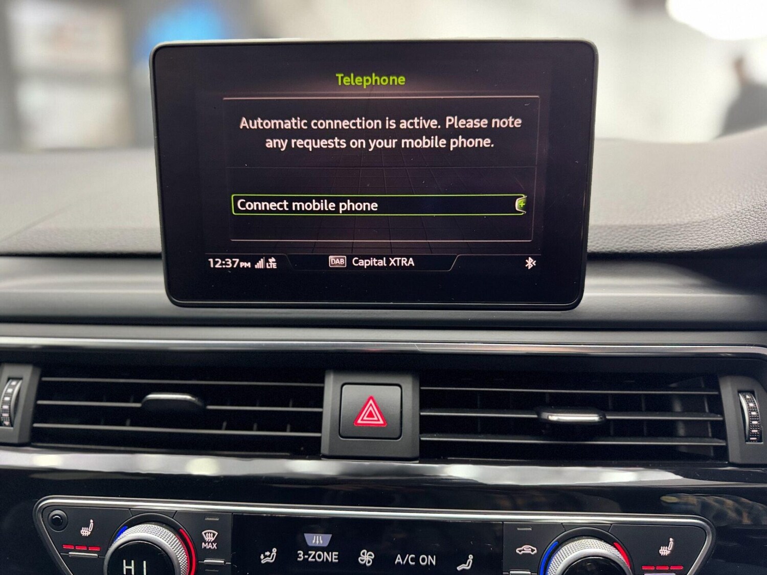 Used Audi A4 2018 for sale - 76211440: Photo 44