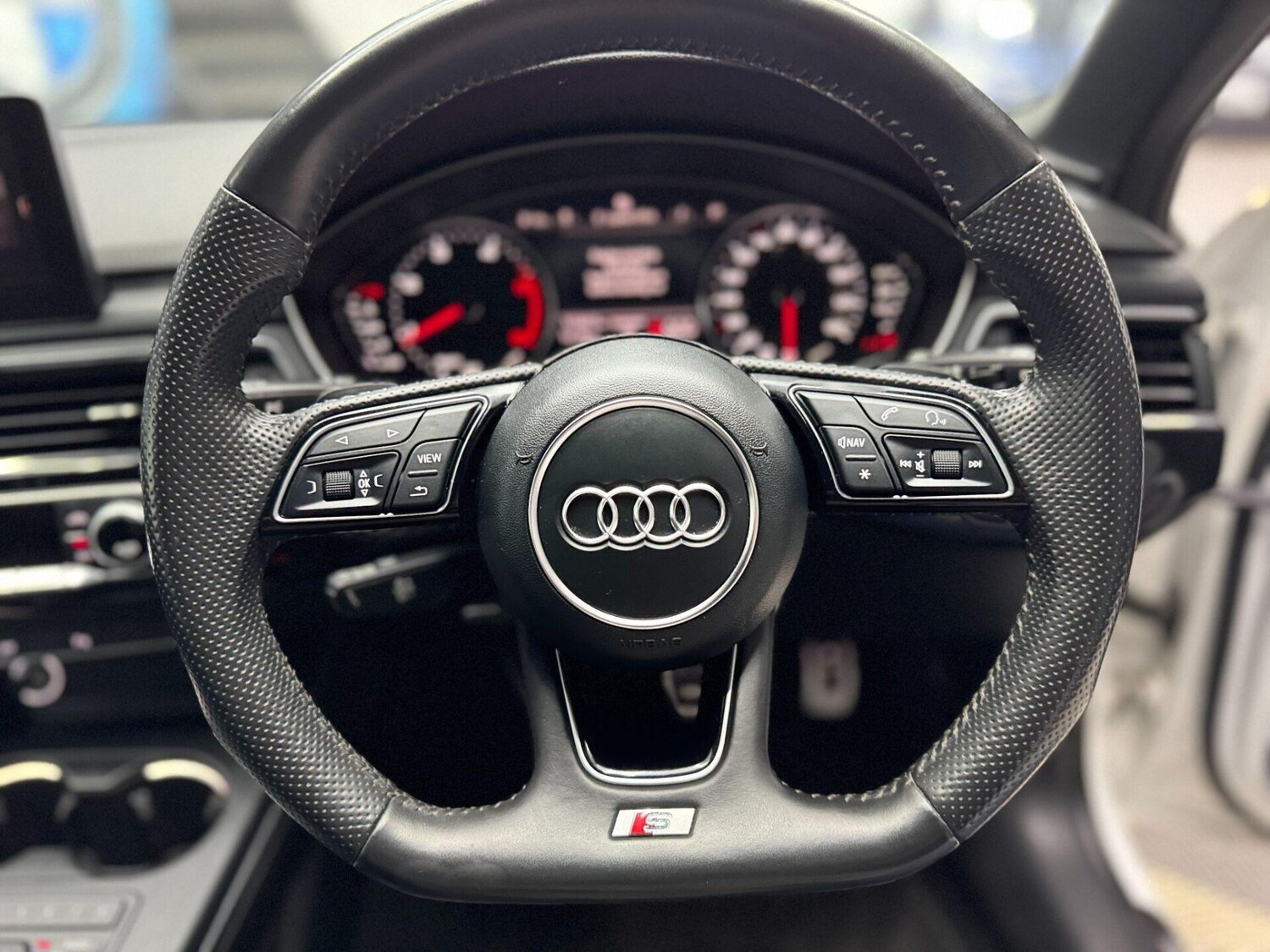 Used Audi A4 2018 for sale - 76211440: Photo 50