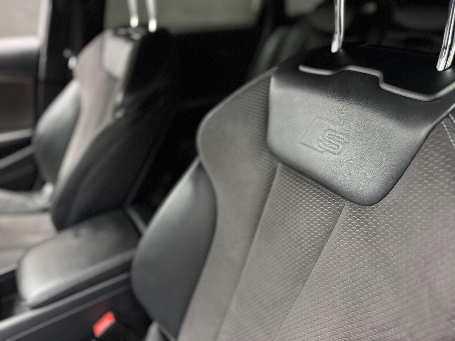 Used Audi A4 2018 for sale - 76211440: Photo 58