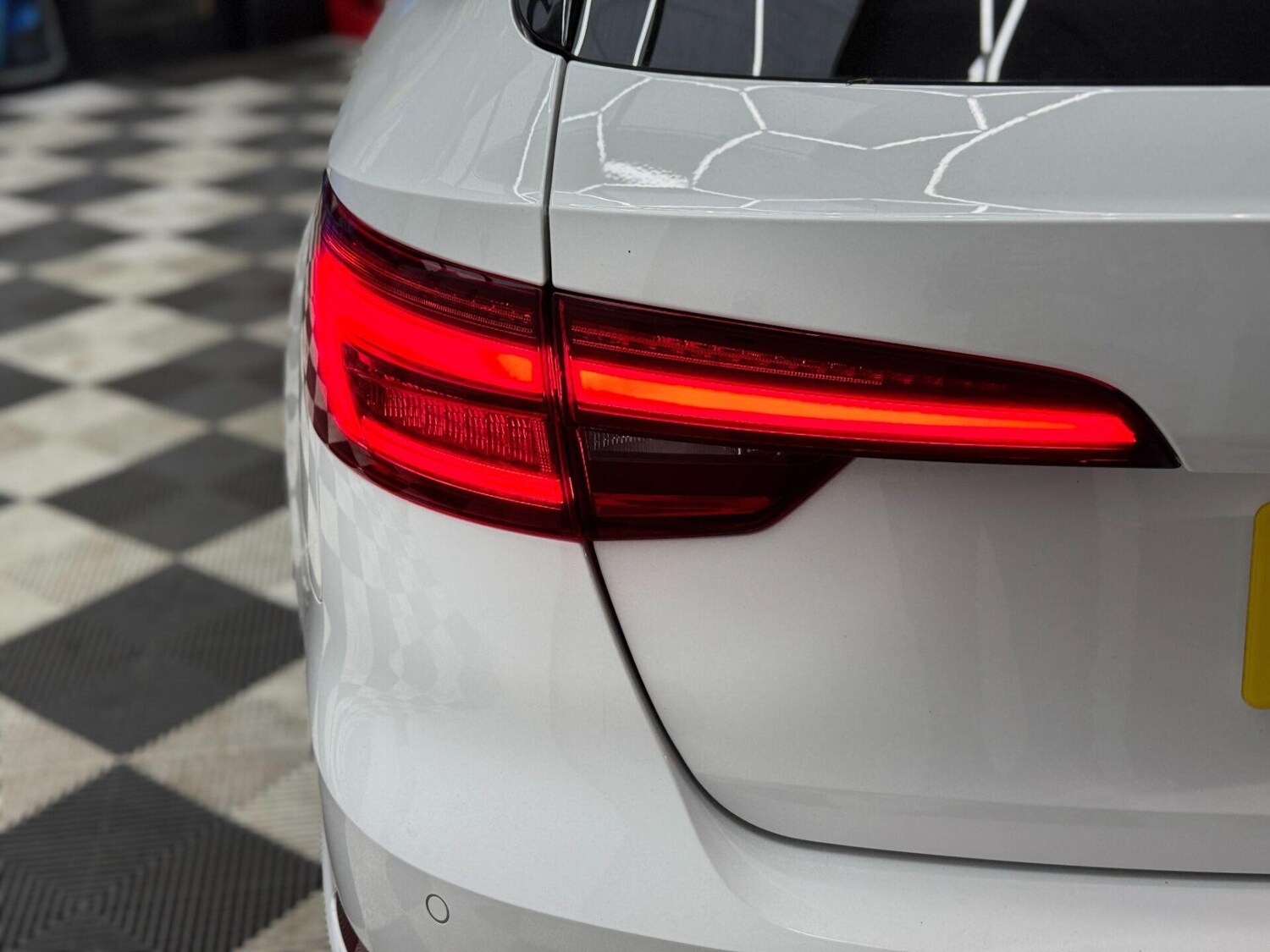 Used Audi A4 2018 for sale - 76211440: Photo 61