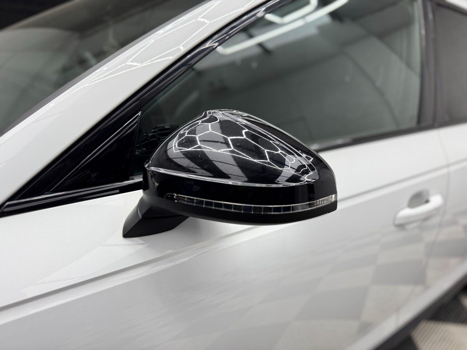 Used Audi A4 2018 for sale - 76211440: Photo 64