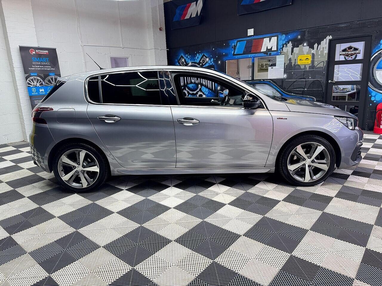 Used Peugeot 308 2020 for sale - 76641709: Photo 17