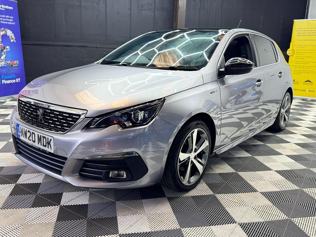 Used Peugeot 308 2020 for sale - 76641709: Photo 2