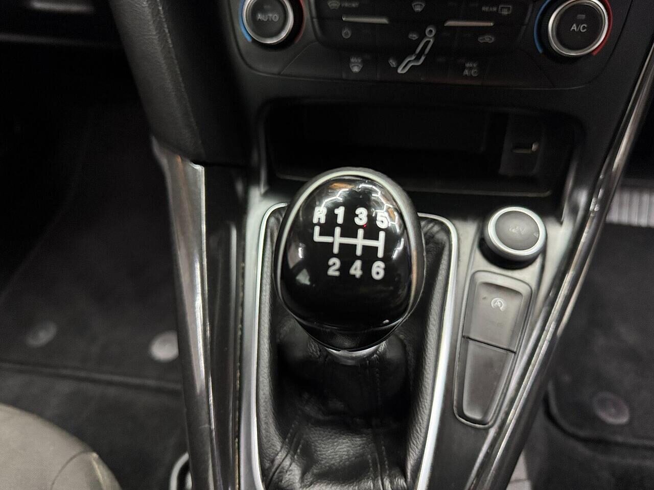 Vehicle 33