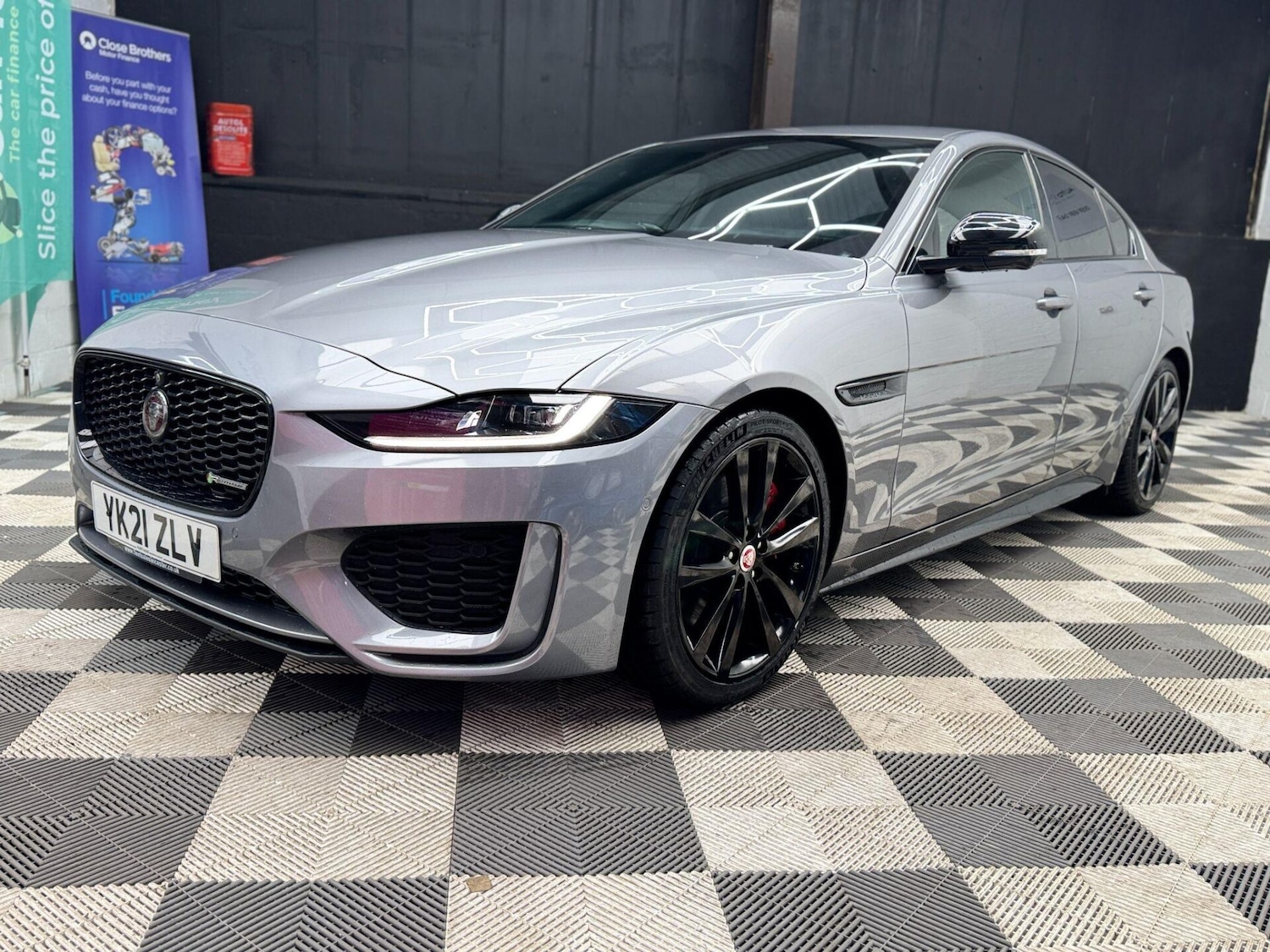 Used Jaguar XE 2021 for sale - 77355135: Photo 13