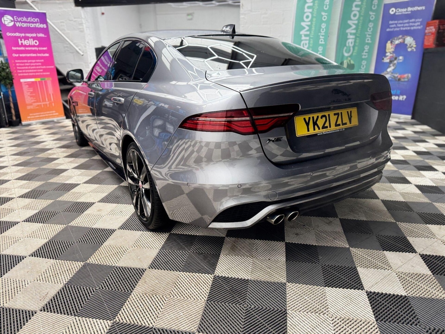 Used Jaguar XE 2021 for sale - 77355135: Photo 18
