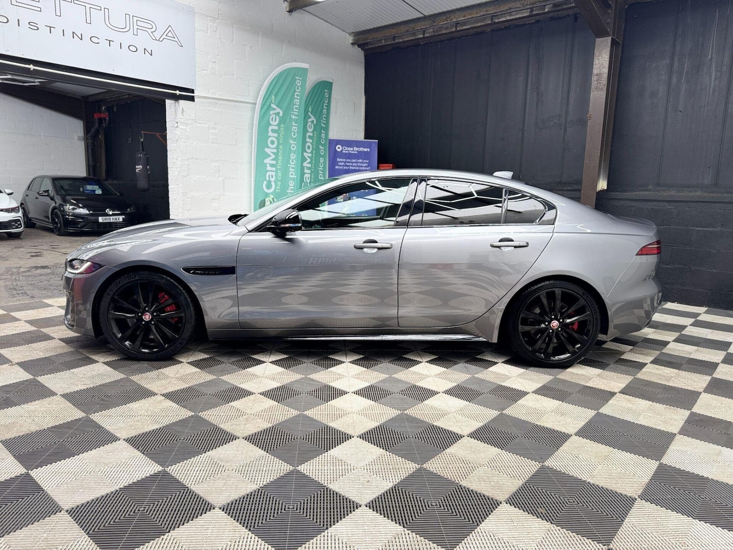 Used Jaguar XE 2021 for sale - 77355135: Photo 19