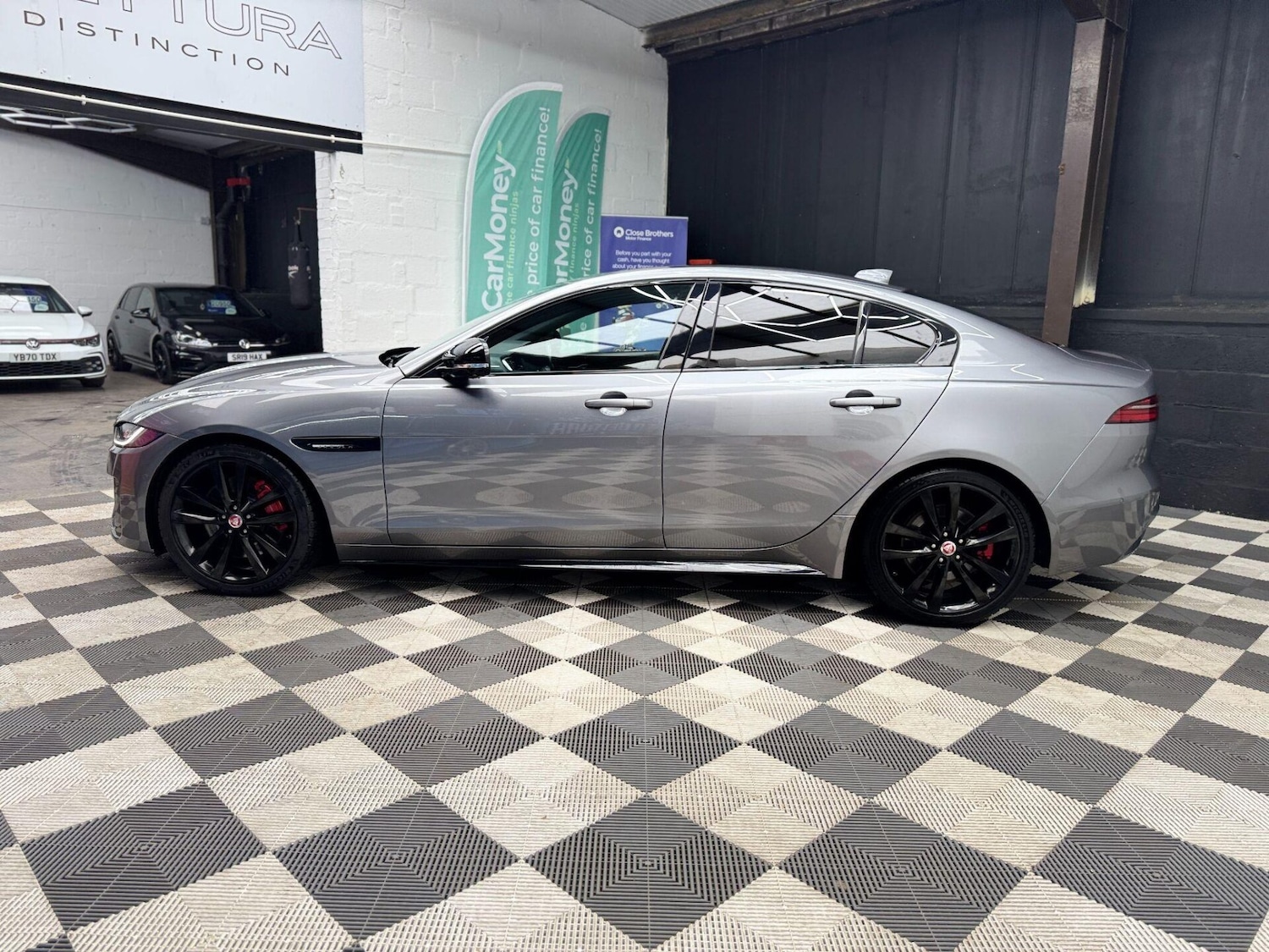 Used Jaguar XE 2021 for sale - 77355135: Photo 20