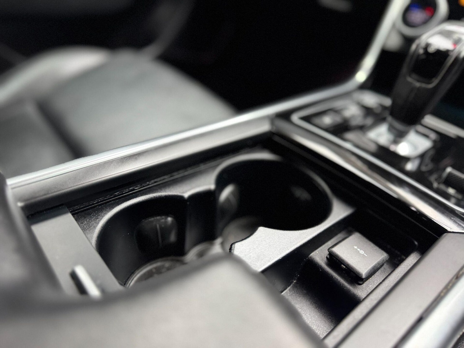 Used Jaguar XE 2021 for sale - 77355135: Photo 30