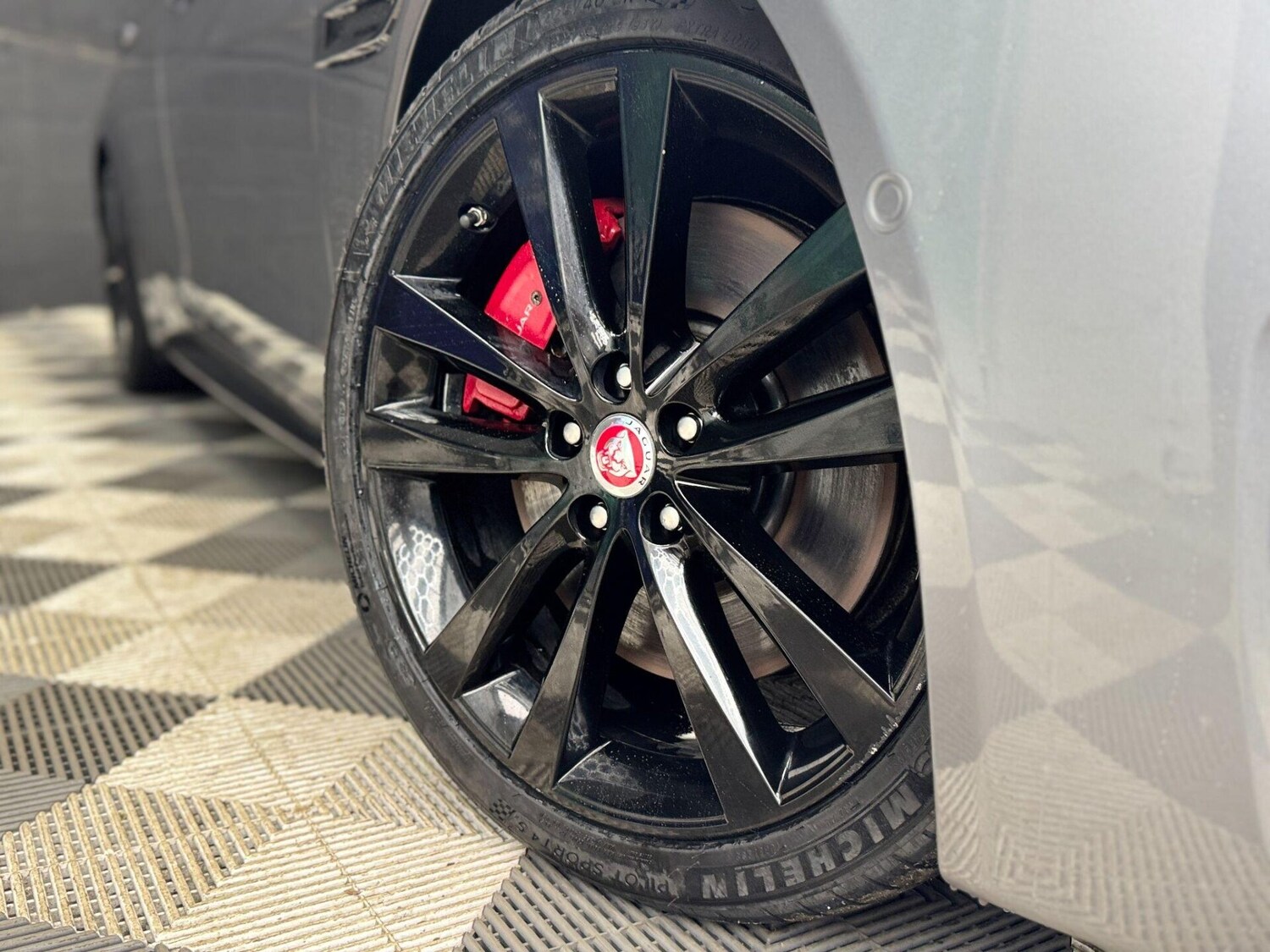 Used Jaguar XE 2021 for sale - 77355135: Photo 39