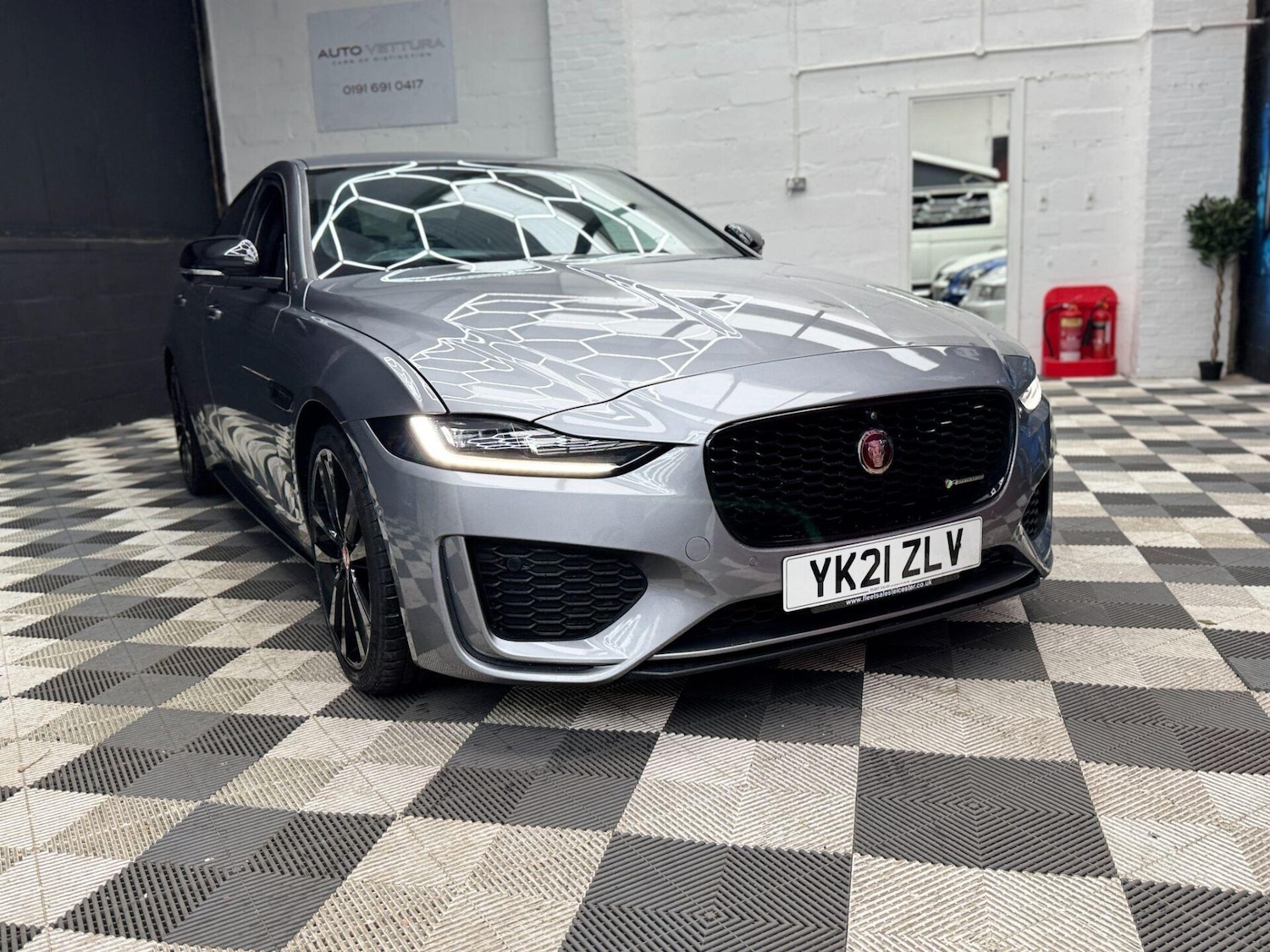 Used Jaguar XE 2021 for sale - 77355135: Photo 7
