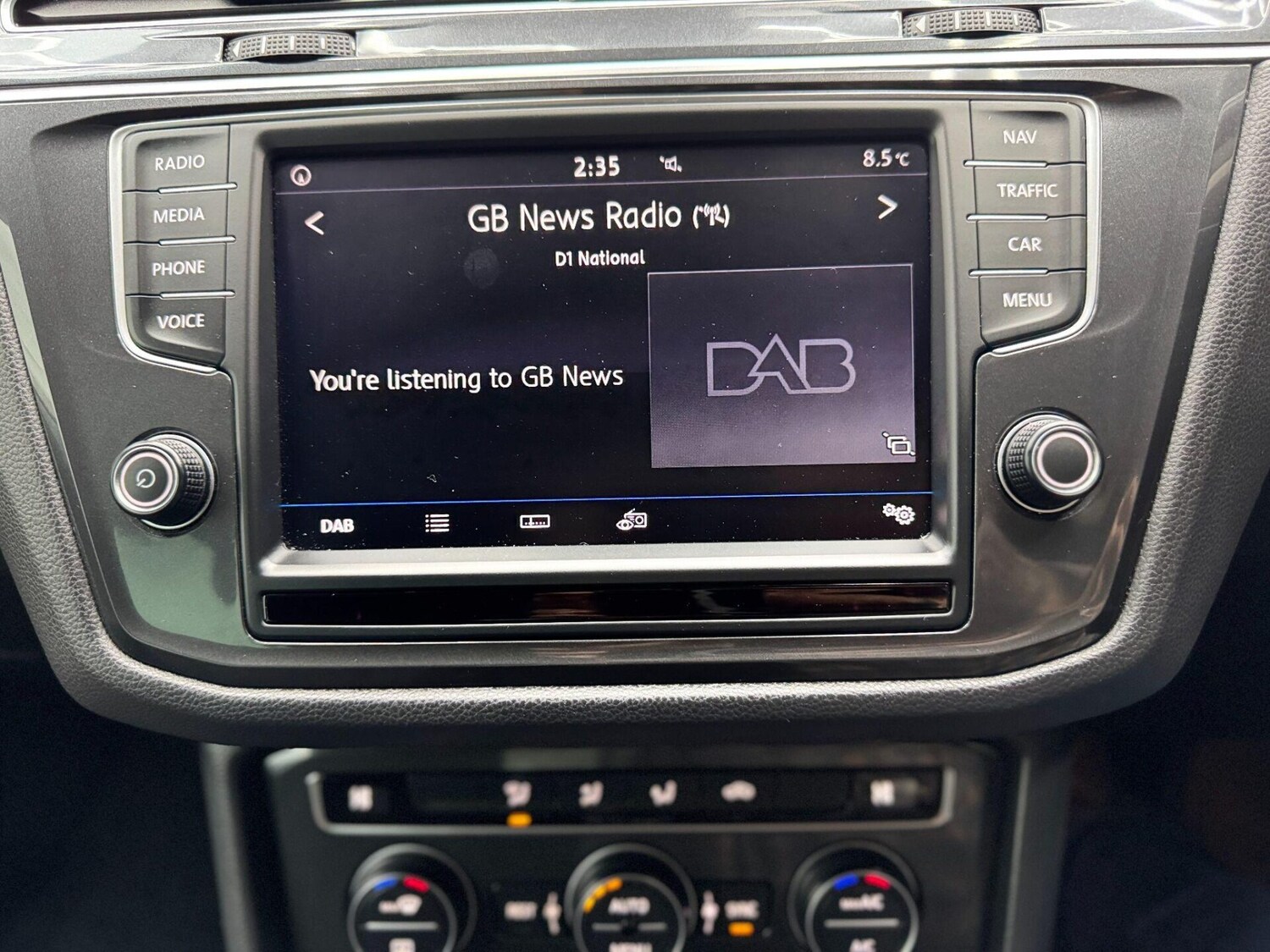 Used Volkswagen Tiguan 2016 for sale - 75987381: Photo 54