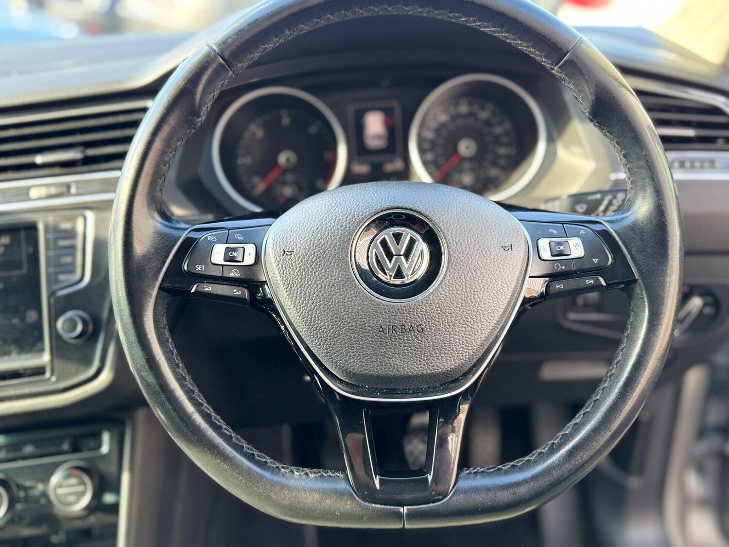 Used Volkswagen Tiguan 2016 for sale - 75987381: Photo 58