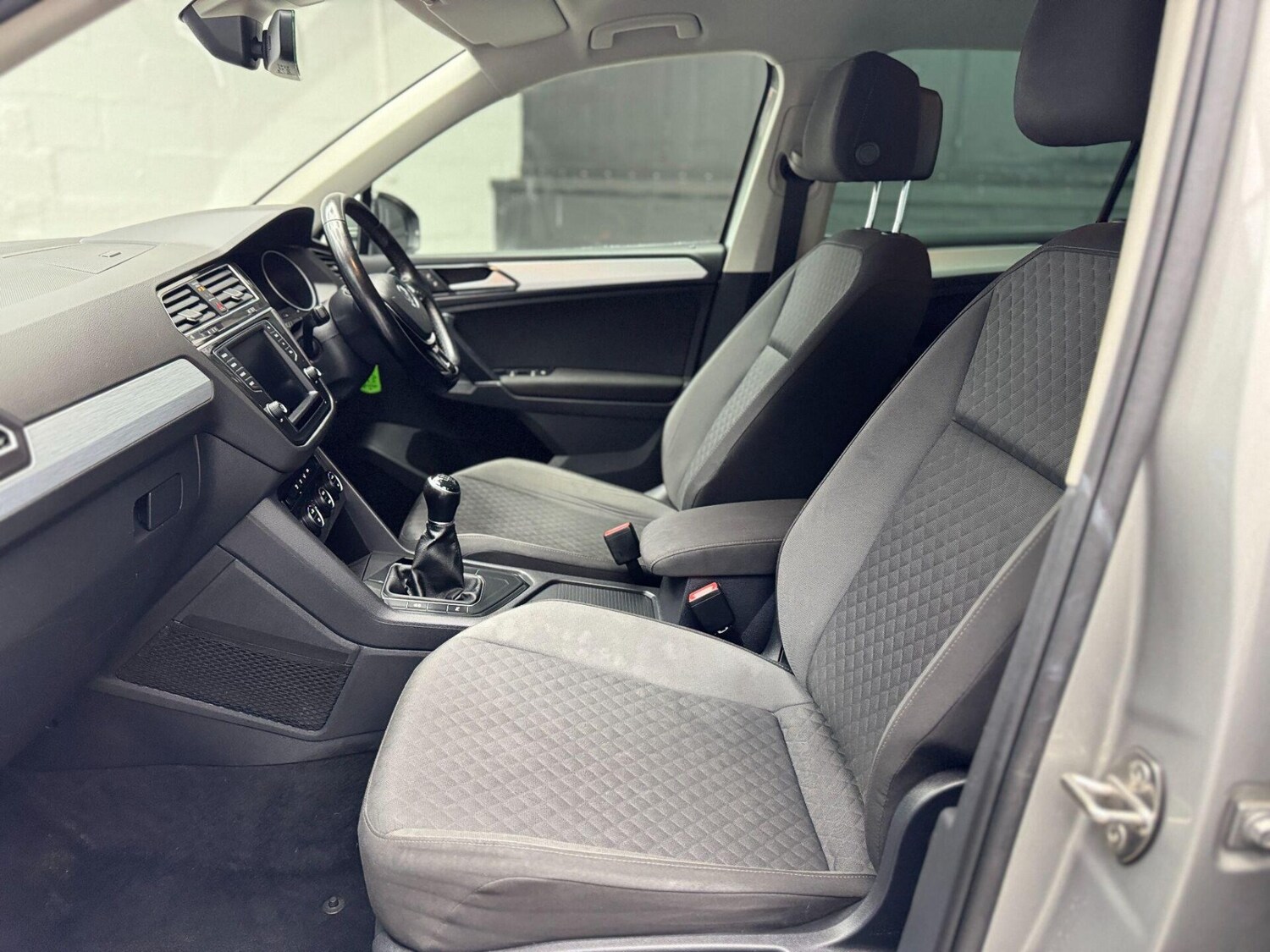 Used Volkswagen Tiguan 2016 for sale - 75987381: Photo 62