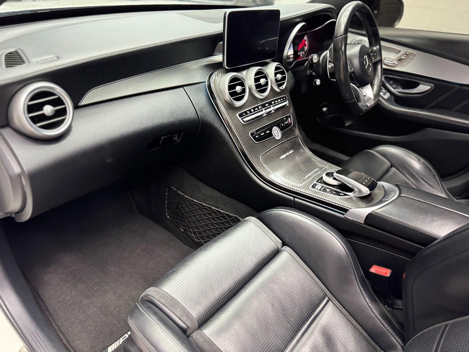 Used Mercedes-Benz C Class 2015 for sale - 77160070: Photo 16