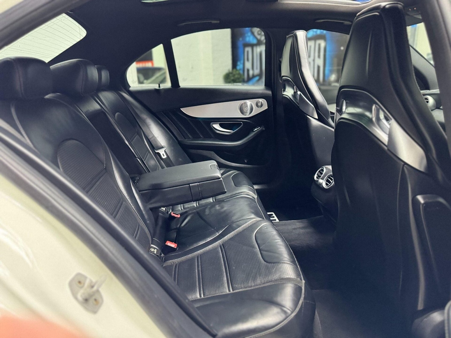 Used Mercedes-Benz C Class 2015 for sale - 77160070: Photo 19