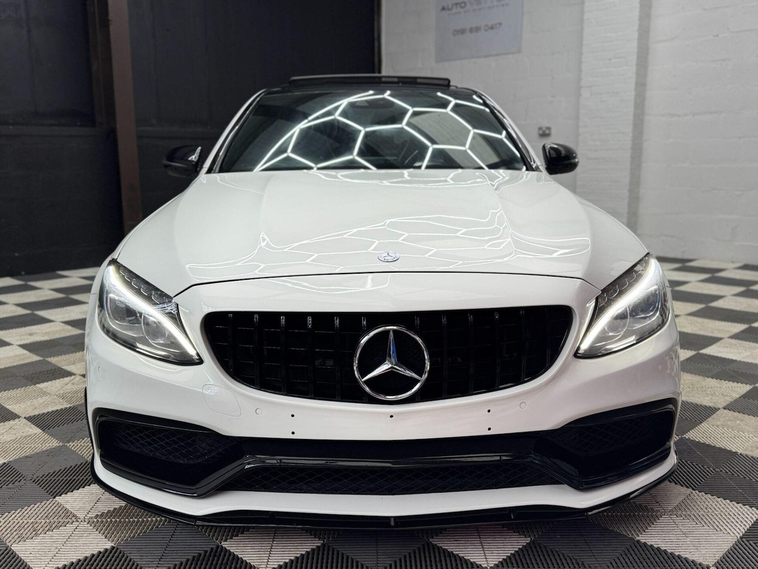 Used Mercedes-Benz C Class 2015 for sale - 77160070: Photo 6