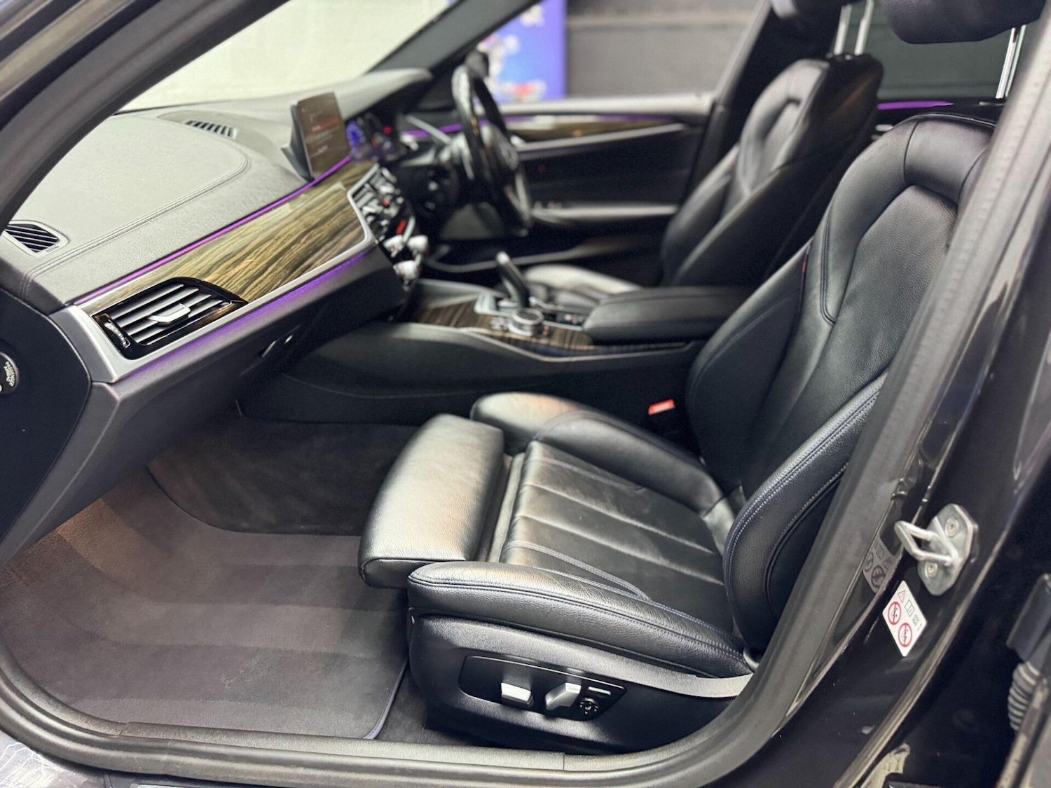 Used BMW 5 Series 2018 for sale - 76985189: Photo 27