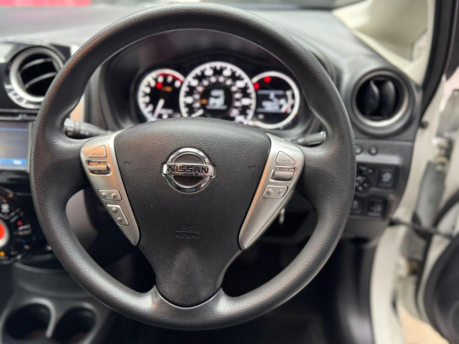 Used Nissan Note 2014 for sale - 77351288: Photo 43