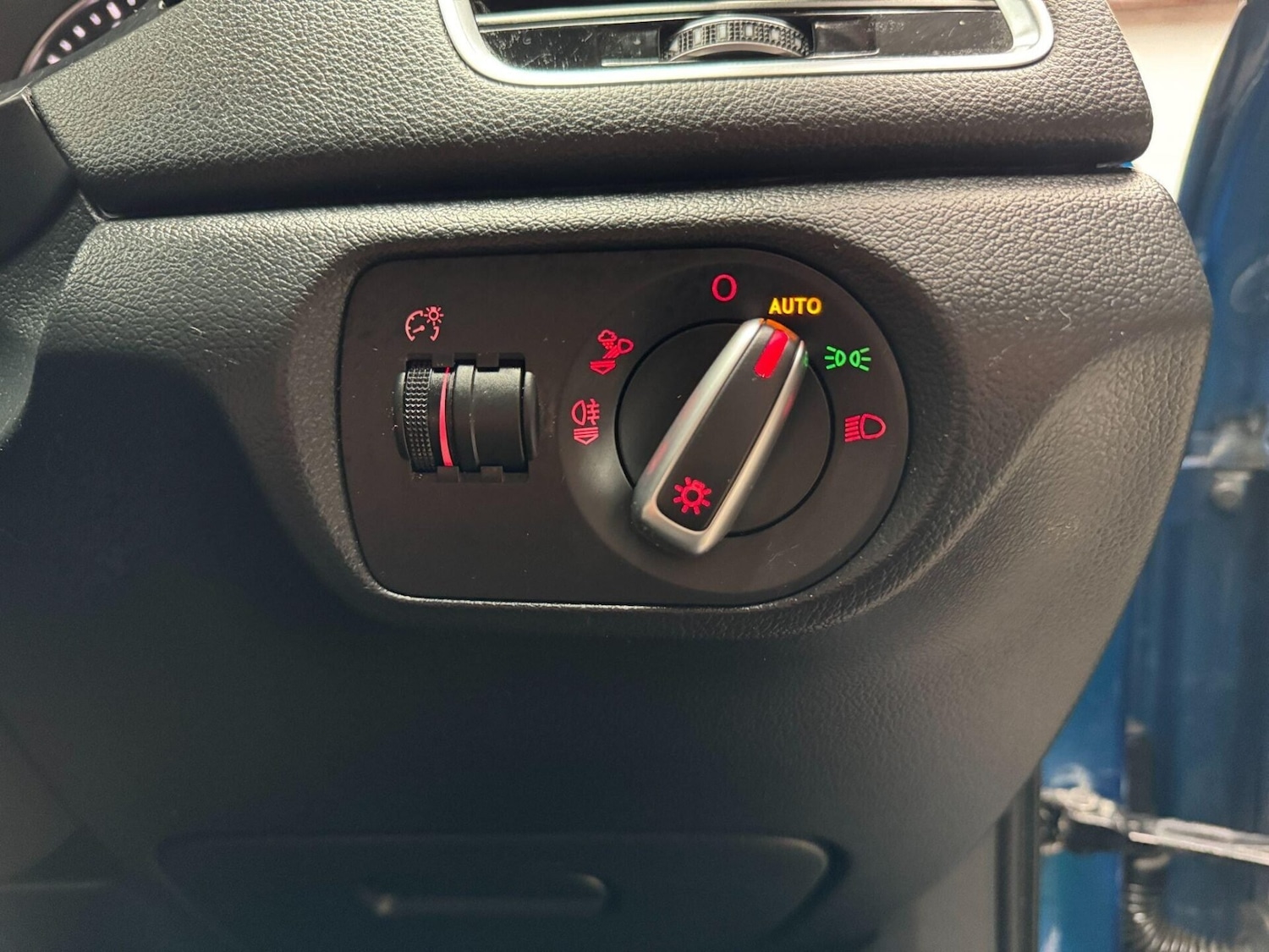 Used Audi Q3 2016 for sale - 76518550: Photo 39