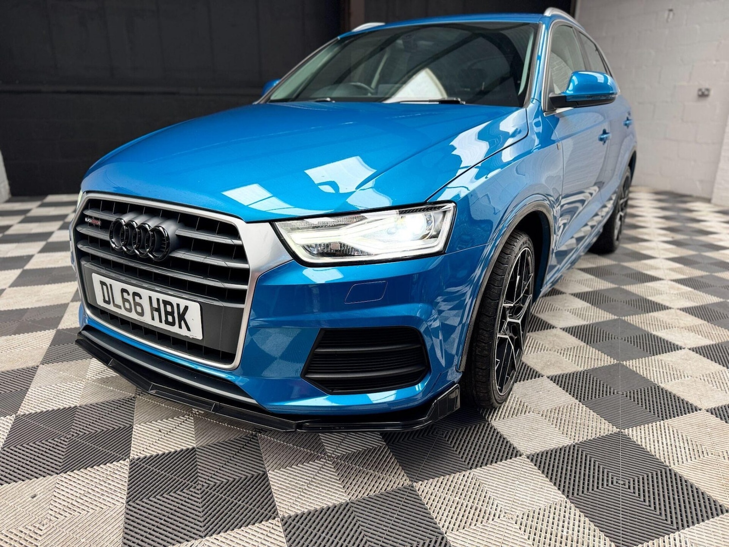 Used Audi Q3 2016 for sale - 76518550: Photo 4