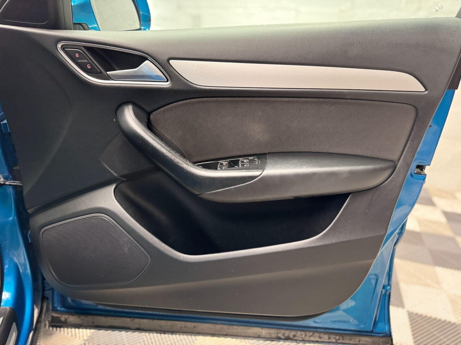 Used Audi Q3 2016 for sale - 76518550: Photo 40