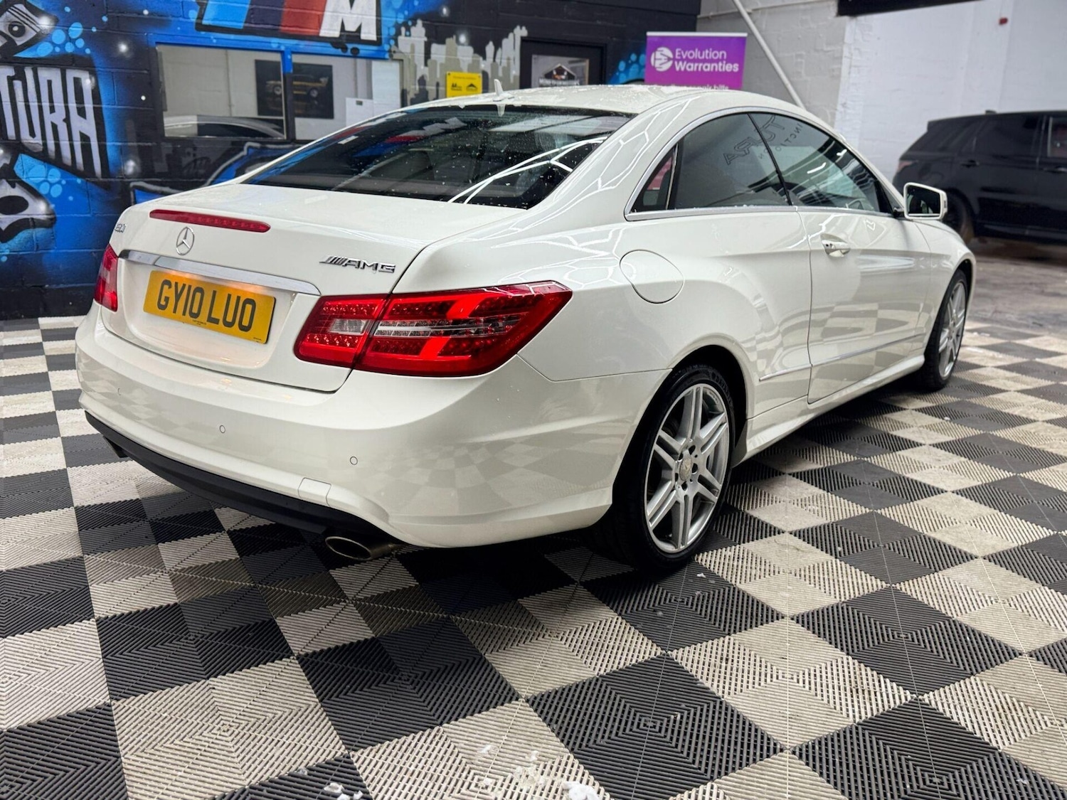 Used Mercedes-Benz E Class 2010 for sale - 77094527: Photo 19