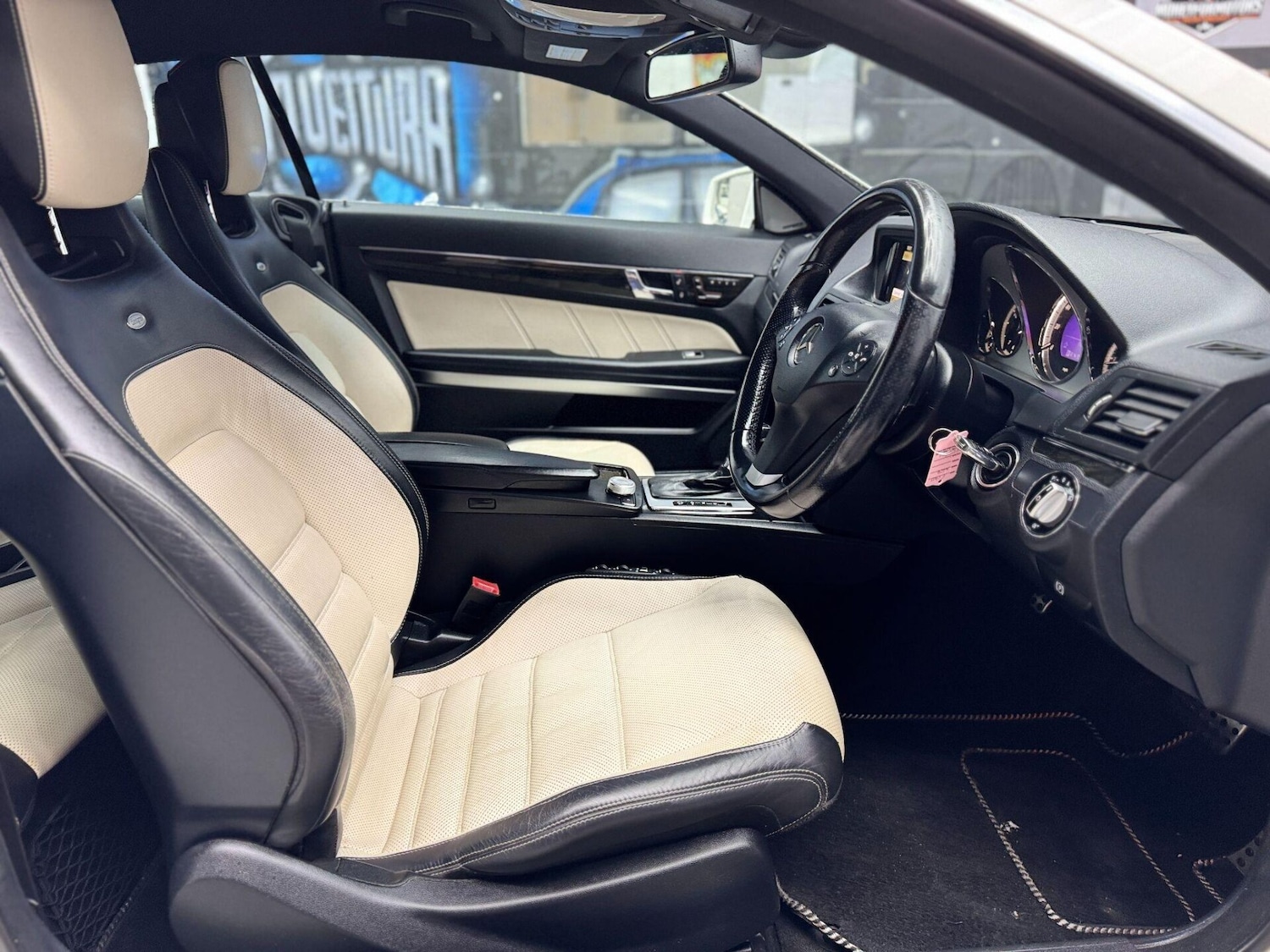 Used Mercedes-Benz E Class 2010 for sale - 77094527: Photo 24