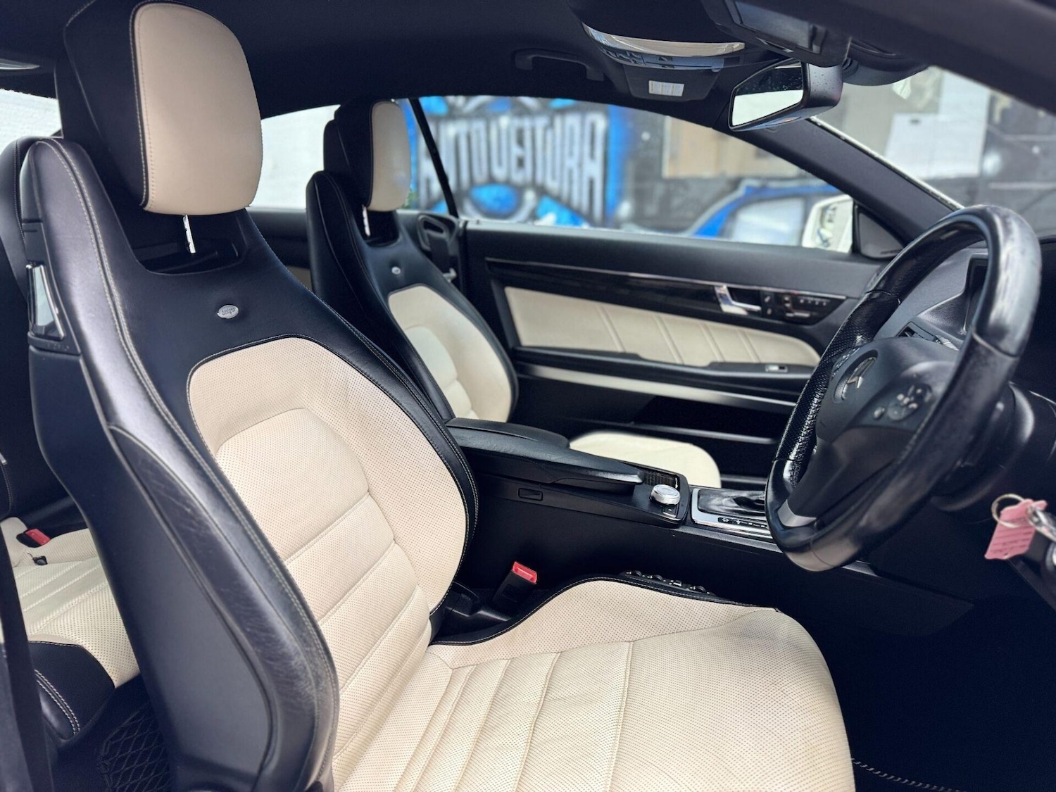 Used Mercedes-Benz E Class 2010 for sale - 77094527: Photo 25