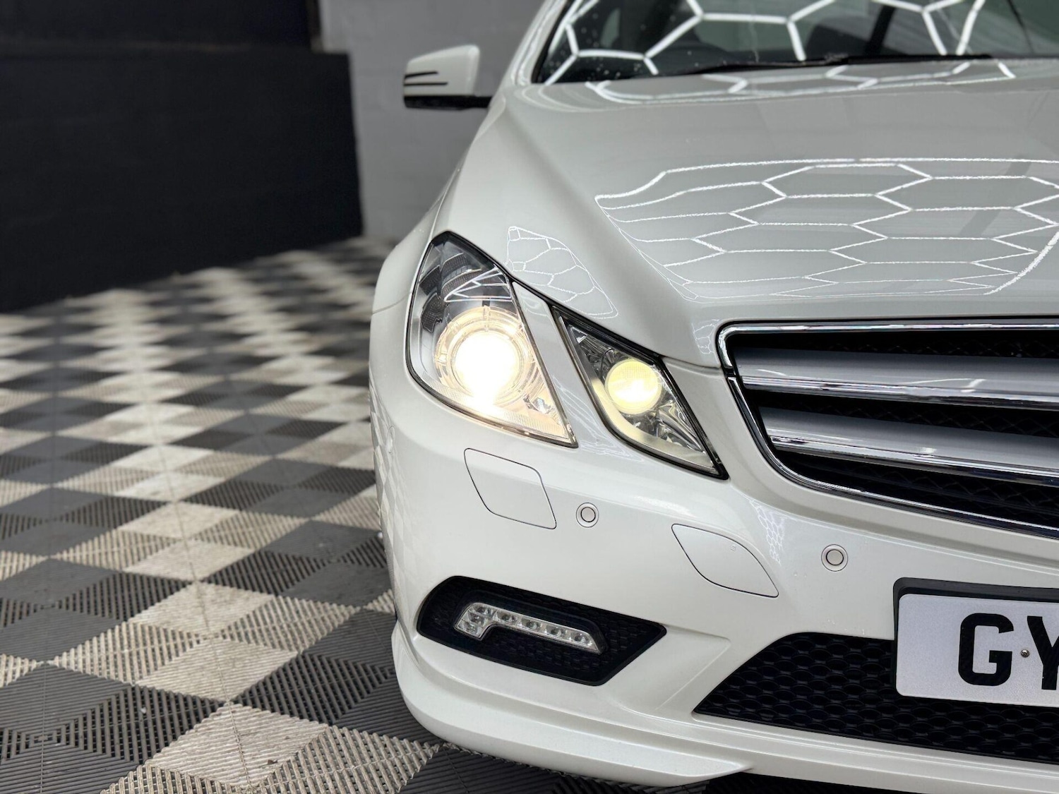 Used Mercedes-Benz E Class 2010 for sale - 77094527: Photo 46