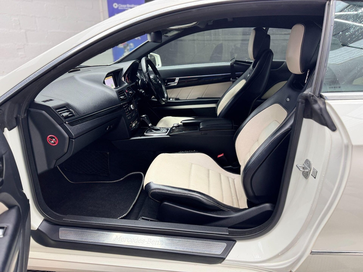 Used Mercedes-Benz E Class 2010 for sale - 77094527: Photo 50