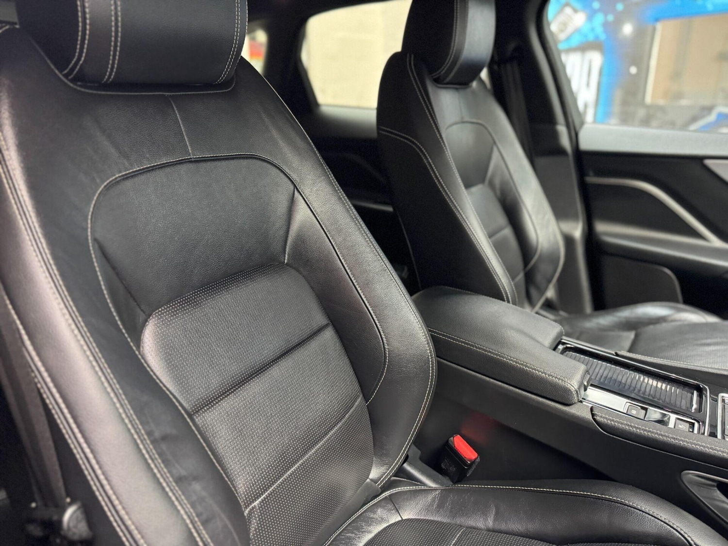 Used Jaguar F-Pace 2018 for sale - 76778169: Photo 23